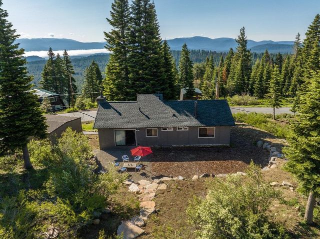 13861 Skislope Way, Truckee, CA 96161