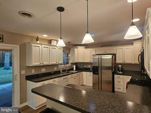 260 BAUMGARDNER DR, Greencastle, PA 17225