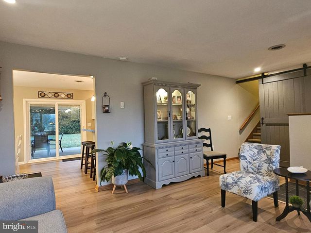 260 BAUMGARDNER DR, Greencastle, PA 17225