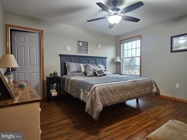 260 BAUMGARDNER DR, Greencastle, PA 17225