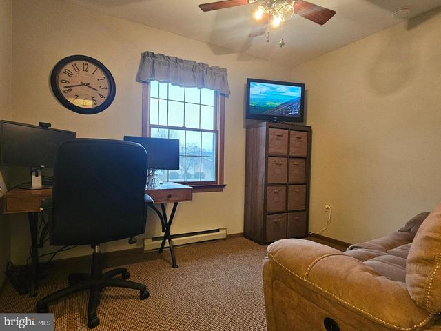 260 BAUMGARDNER DR, Greencastle, PA 17225