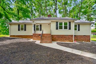 234 Greencreek Drive, Spartanburg, SC 29301