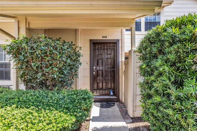 13002 Leader Street 907, Houston, TX 77072
