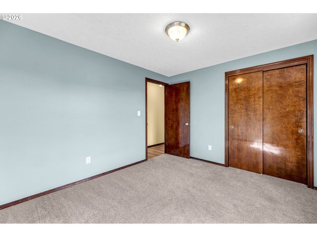 6328 Ne 159TH St, Vancouver, WA 98686