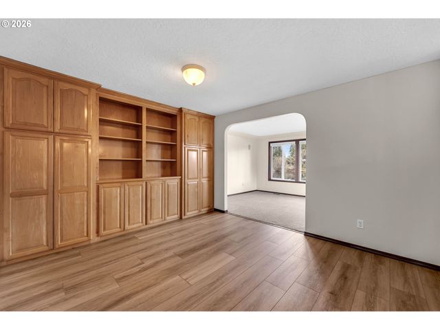 6328 Ne 159TH St, Vancouver, WA 98686