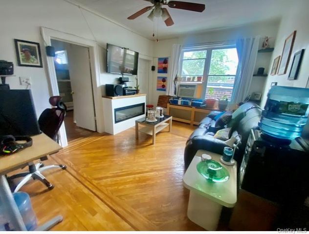 18905 Crocheron Avenue, Flushing, NY 11358