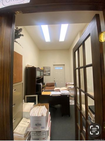 18905 Crocheron Avenue, Flushing, NY 11358