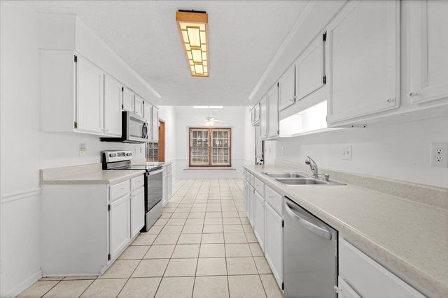 9259 CURLING POND LN, Lakeland, TN 38002