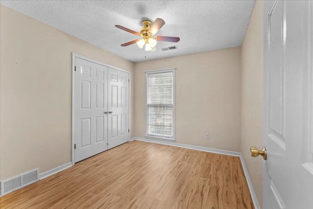9259 CURLING POND LN, Lakeland, TN 38002