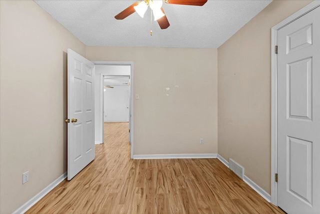 9259 CURLING POND LN, Lakeland, TN 38002