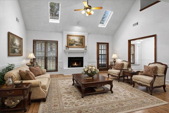 9259 CURLING POND LN, Lakeland, TN 38002