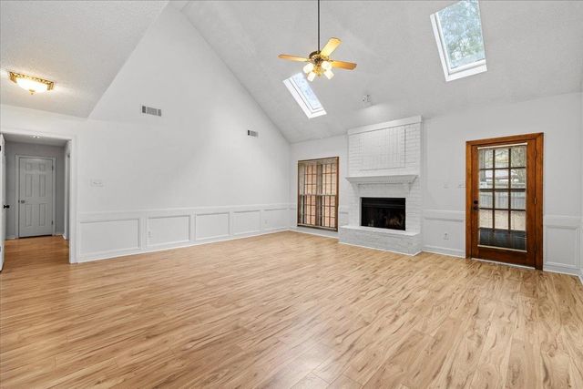 9259 CURLING POND LN, Lakeland, TN 38002