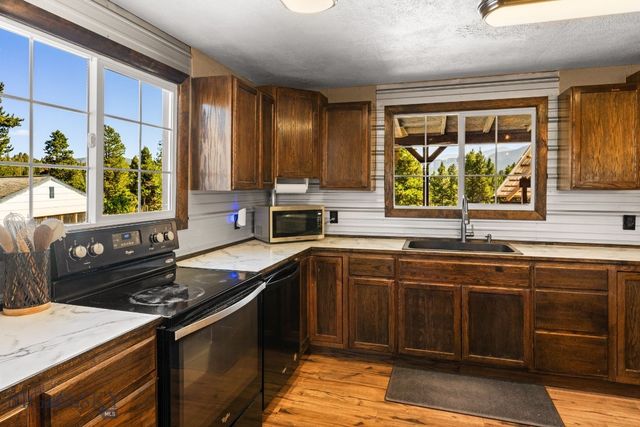 360 Roosevelt Drive, Butte, MT 59701