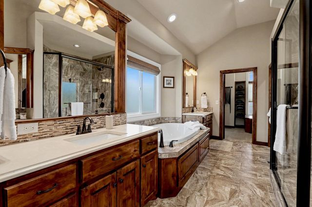 3409 W Crystal Beach, Wichita, KS 67204