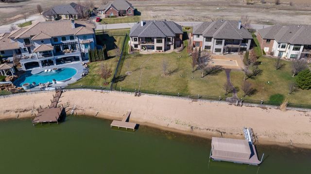 3409 W Crystal Beach, Wichita, KS 67204