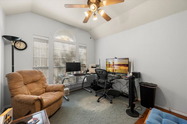 615 Rosarita Road, Arlington, TX 76002