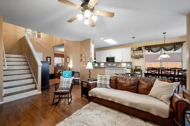 615 Rosarita Road, Arlington, TX 76002