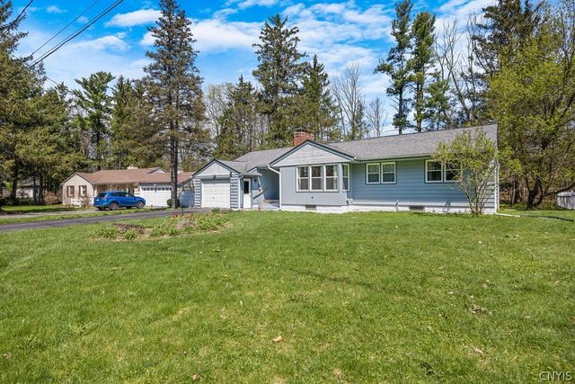 208 Concord Place, Manlius, NY 13066
