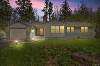 208 Concord Place, Manlius, NY 13066
