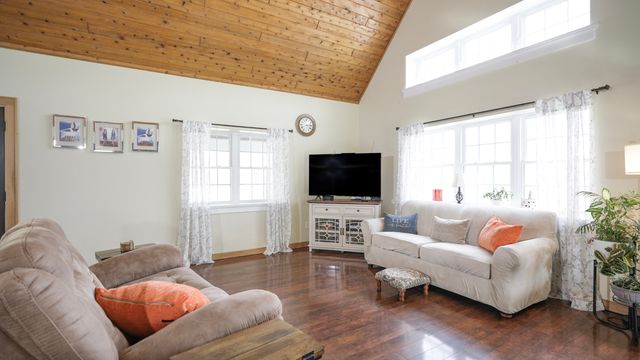 61 Mud Pond Road, Peru, NY 12972