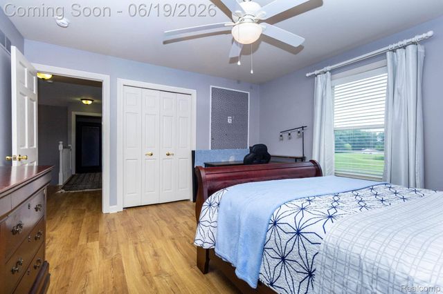 25065 Maxwell Lane, Flat Rock, MI 48134