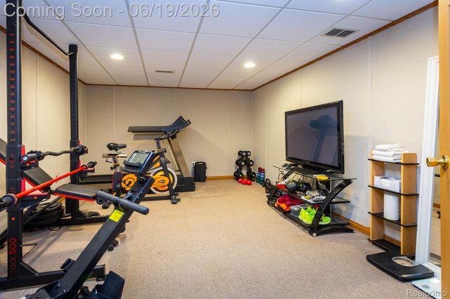 25065 Maxwell Lane, Flat Rock, MI 48134