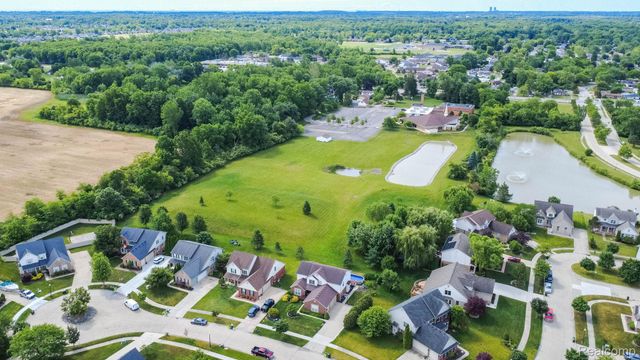 25065 Maxwell Lane, Flat Rock, MI 48134