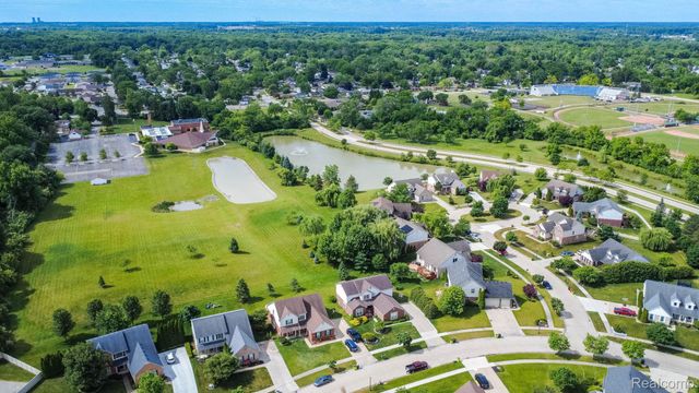 25065 Maxwell Lane, Flat Rock, MI 48134