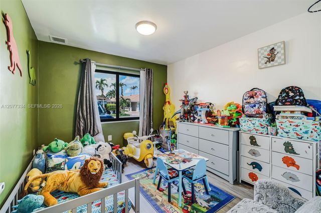 5923 SW 147th Place, Miami, FL 33193