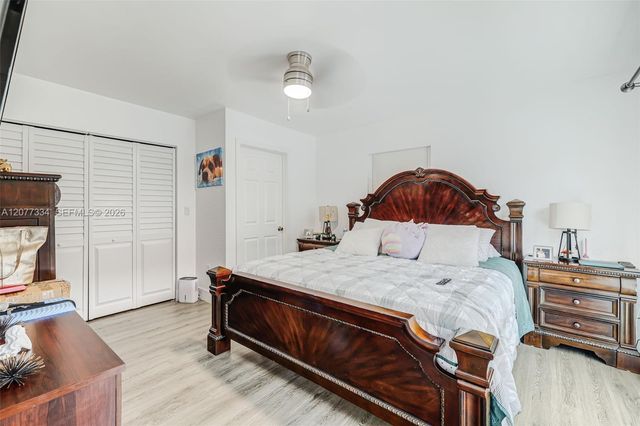 5923 SW 147th Place, Miami, FL 33193