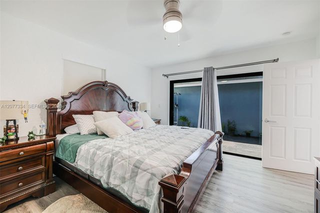 5923 SW 147th Place, Miami, FL 33193