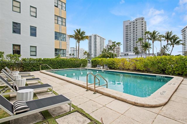 2421 Lake Pancoast Dr 5C, Miami Beach, FL 33140