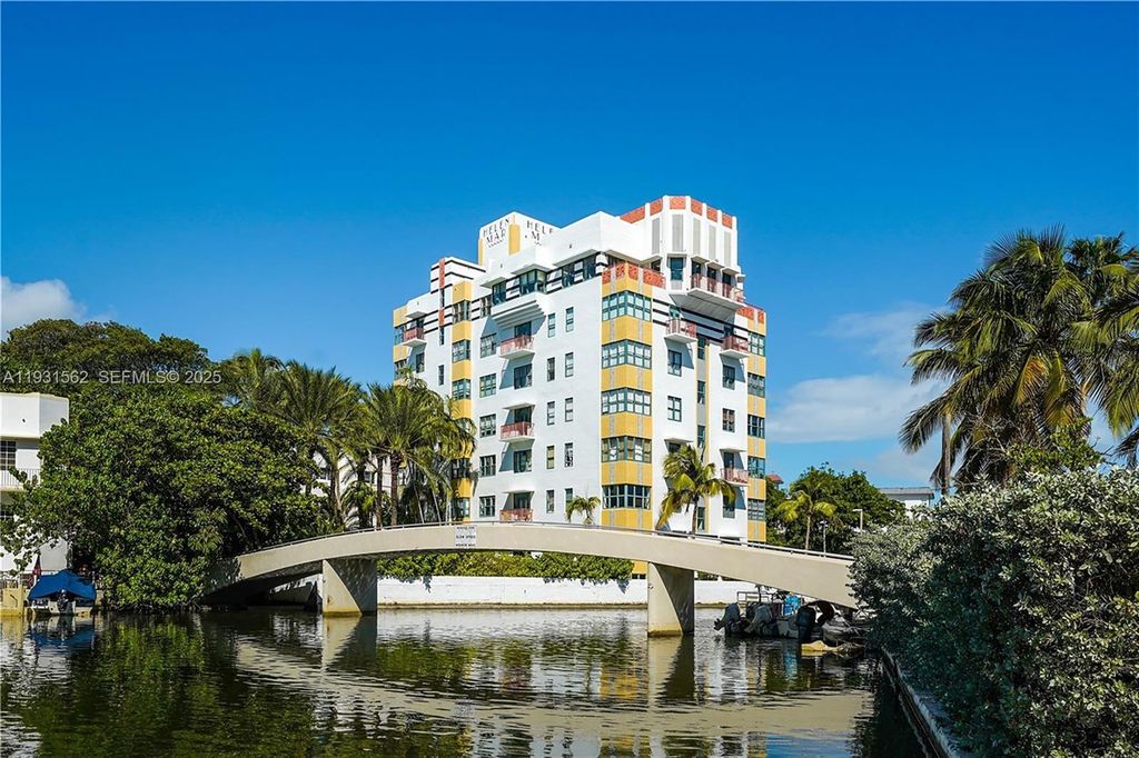 Image 1 of property listing at 2421 Lake Pancoast Dr 5C, Miami Beach, FL 33140