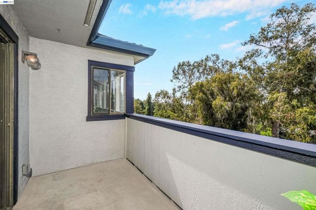 945 Fletcher ln A331, Hayward, CA 94544