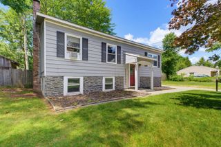 20 Kennedy Drive, Keene, NH 03431