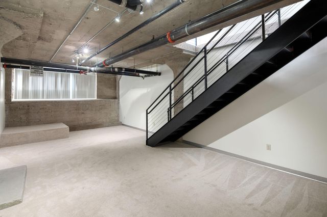 521 S 7th Street 116, Minneapolis, MN 55415