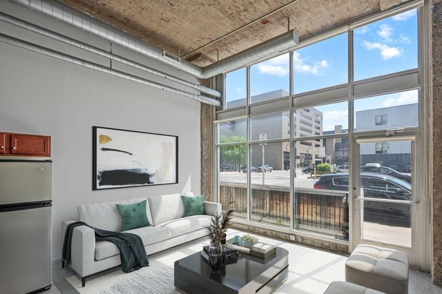 521 S 7th Street 116, Minneapolis, MN 55415