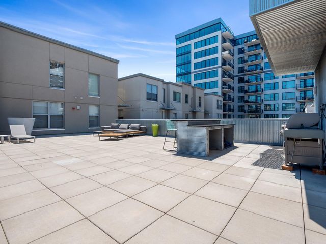 521 S 7th Street 116, Minneapolis, MN 55415