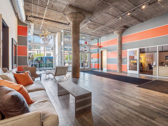 521 S 7th Street 116, Minneapolis, MN 55415