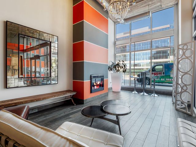 521 S 7th Street 116, Minneapolis, MN 55415