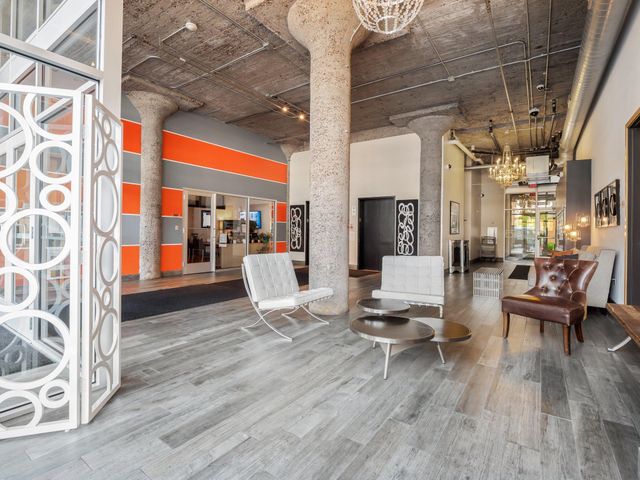 521 S 7th Street 116, Minneapolis, MN 55415