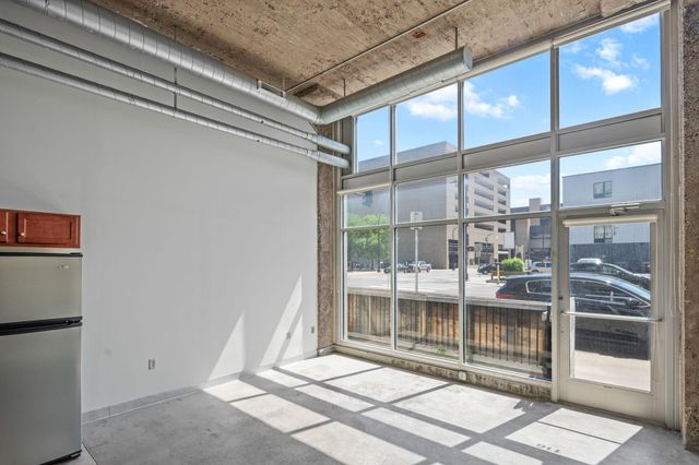 521 S 7th Street 116, Minneapolis, MN 55415