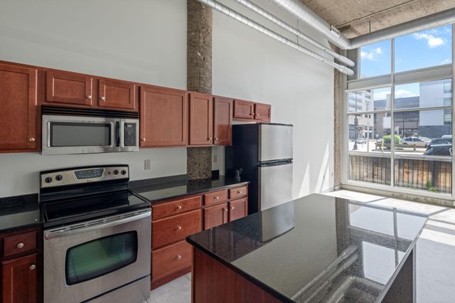 521 S 7th Street 116, Minneapolis, MN 55415