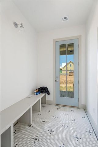 38 Hill Street A, Carlton Landing, OK 74432