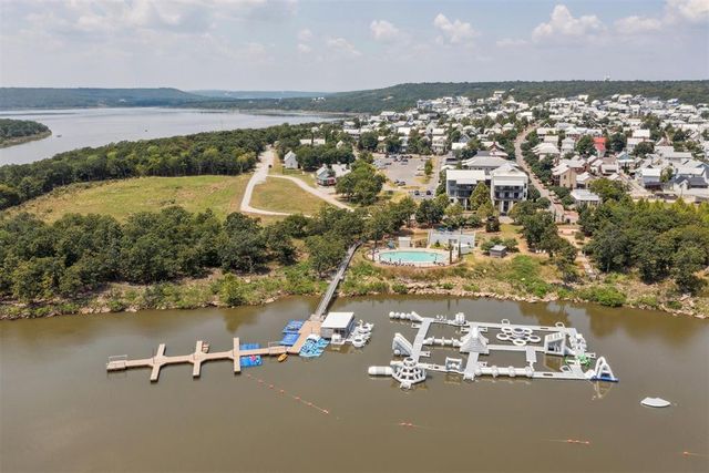 38 Hill Street A, Carlton Landing, OK 74432