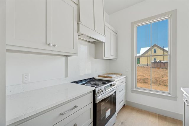 38 Hill Street A, Carlton Landing, OK 74432