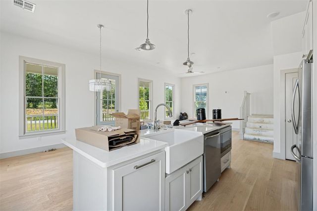 38 Hill Street A, Carlton Landing, OK 74432