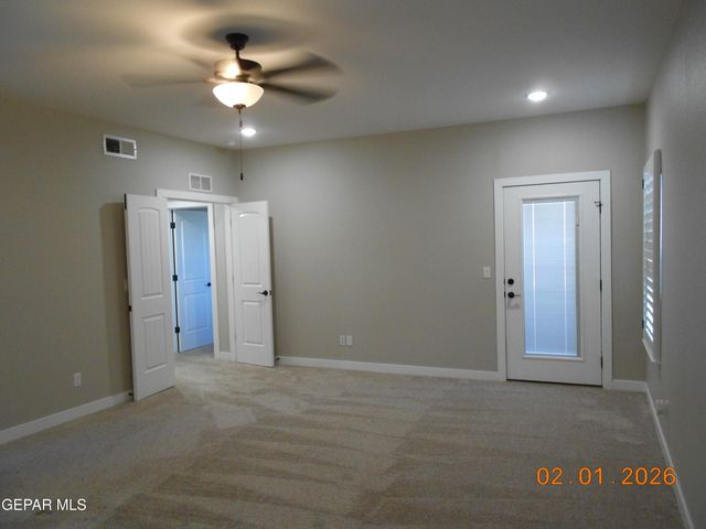 10013 Hueco Junction Road, Socorro, TX 79927