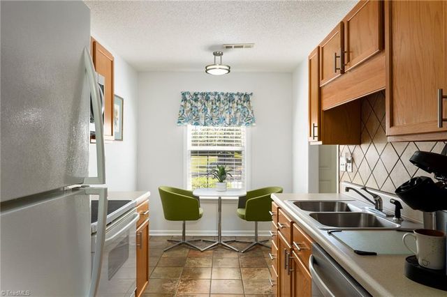 405 Caswell Kern Road, Kernersville, NC 27284
