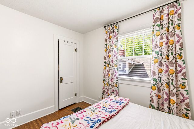 5406 Broadway Street, Indianapolis, IN 46220
